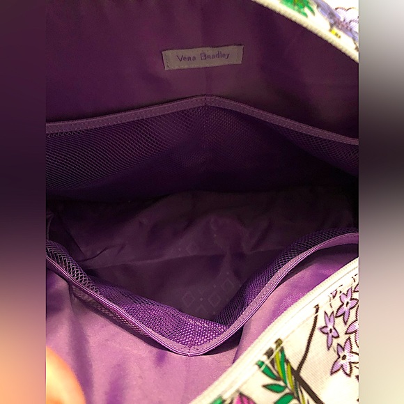 NWOT, Vera Bradley Grand travel bag in “Fresh Cut Flowers” - Picture 7 of 7